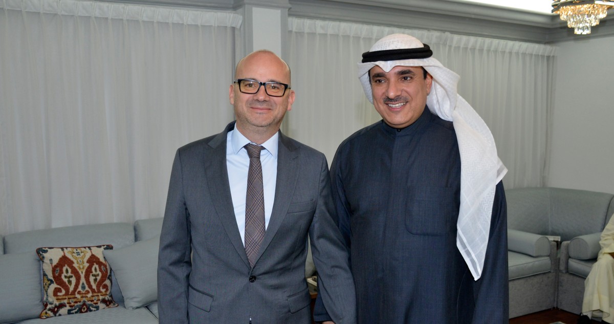 ديوان الشميمري استقبل المهنئين ... مبارك عليكم الشهر