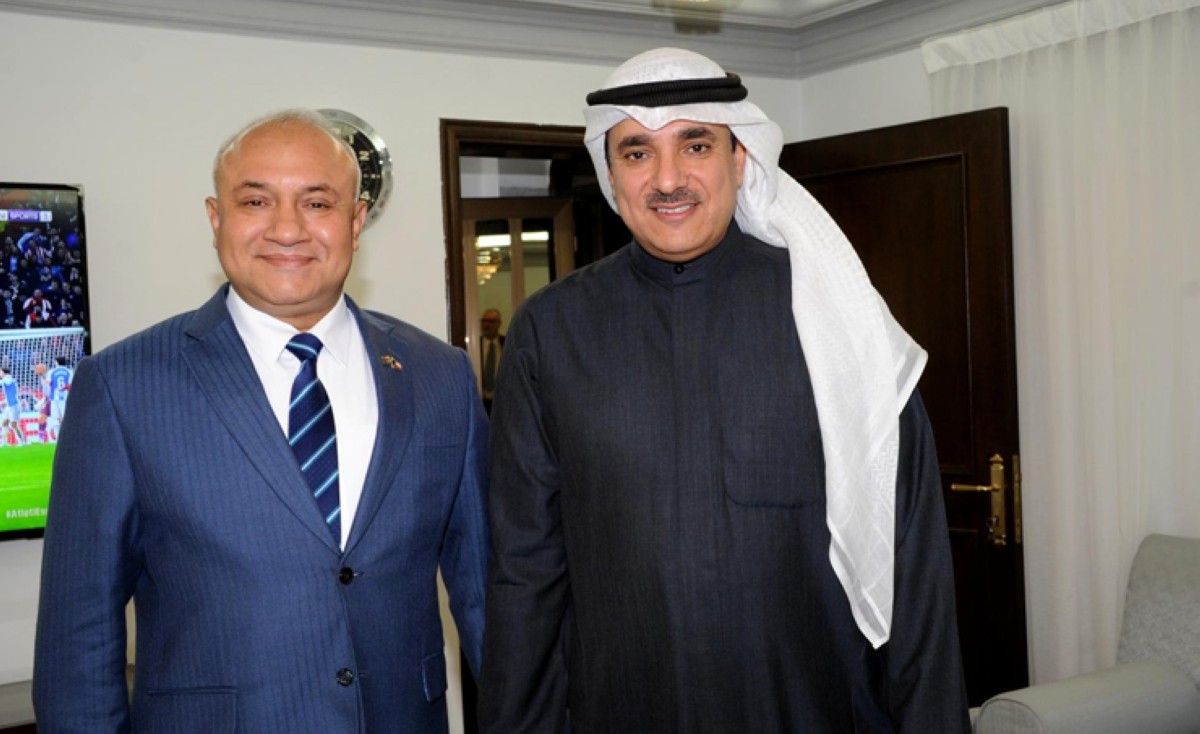 ديوان الشميمري استقبل المهنئين ... مبارك عليكم الشهر