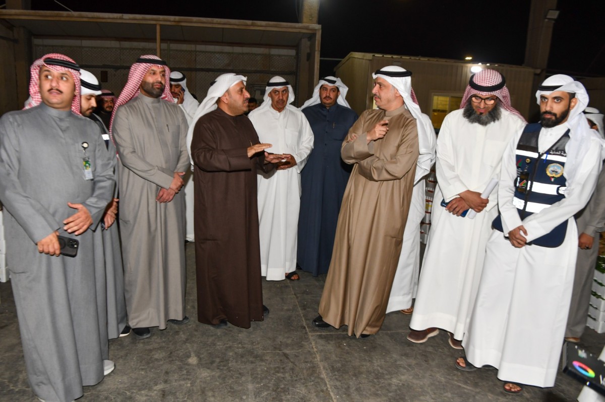 وزير 'التجارة' تفقد سوق اتحاد المزارعين في العارضية: استقرار أوضاع المنتجات الزراعية المحلية يؤكد كفاءة منظومة التوريد