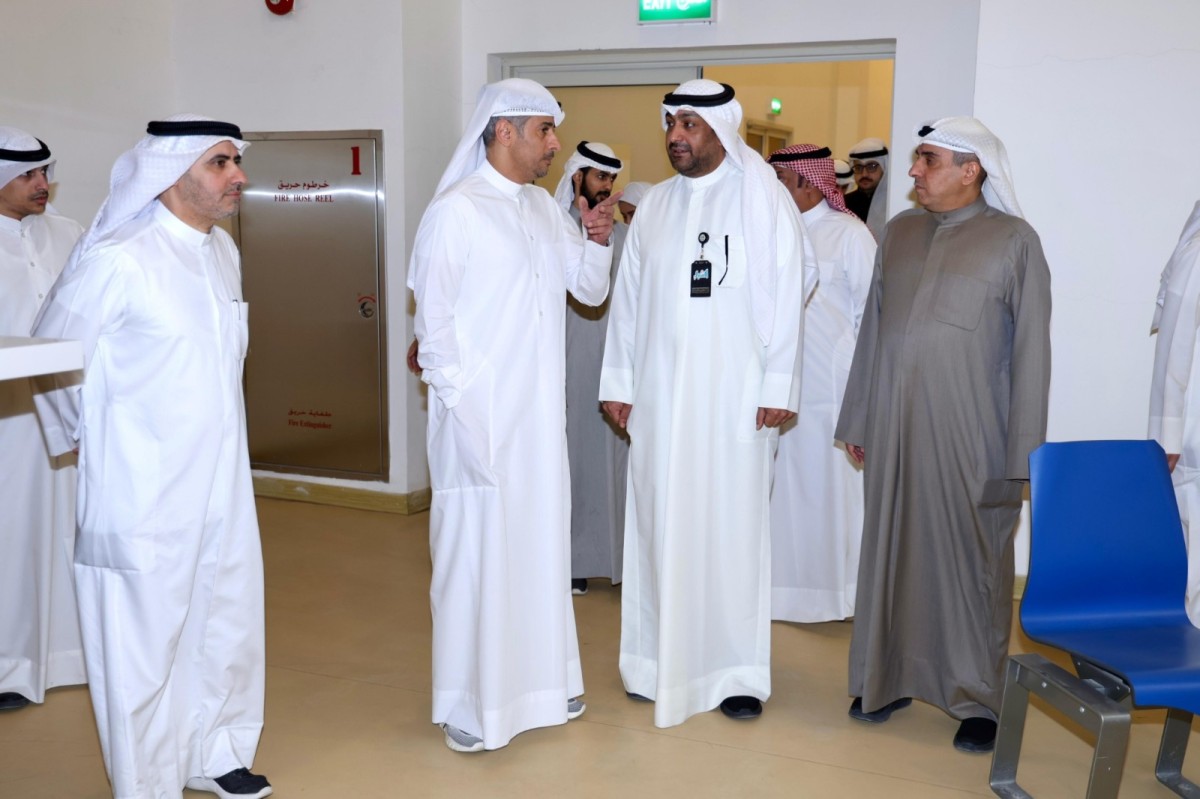 وزير 'الشباب' يتفقد مركز 'جابر الأحمد': متابعة جاهزية مقار الإيواء في المراكز الشبابية لمواجهة الطوارئ