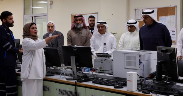 وزير الكهرباء يتفقد مركز التحكم الوطني لضمان كفاءة واستقرار شبكة المياه