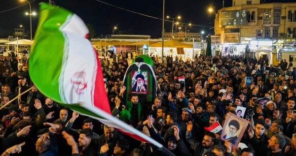 أميركا وإسرائيل تعلنان بدء جماعات كردية هجوماً برياً داخل إيران