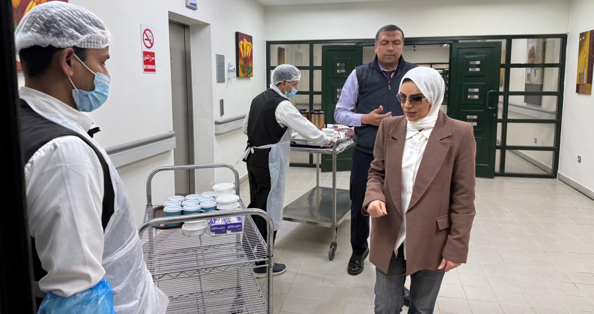 وزير 'الشؤون' تتفقد مبنى دور الرعاية الاجتماعية في جنوب الصباحية