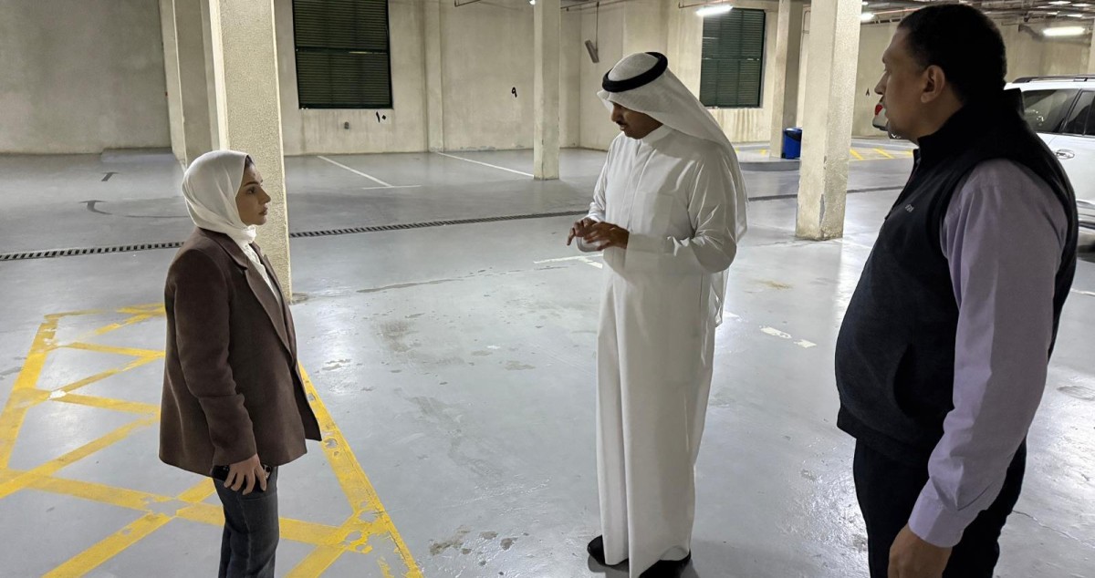 وزير 'الشؤون' تتفقد مبنى دور الرعاية الاجتماعية في جنوب الصباحية