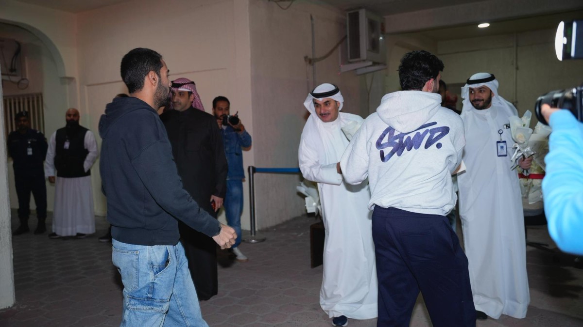 'الكويتية': مسافرو الرحلة المخصصة للمواطنين العائدين من لندن عبر مطار الدمام وصلوا إلى حدود الكويت