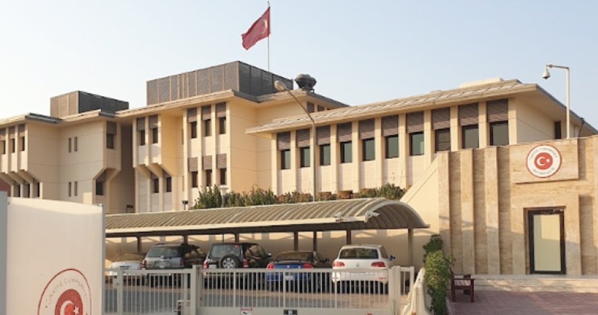 السفارة التركية تعلن تسيير حافلة لنقل مواطنيها الراغبين بالسفر من الكويت إلى الرياض غداً