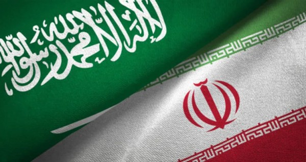 السعودية تطلق مبادرة لانهاء الحرب وتحذر إيران من 'خطأ الحسابات'