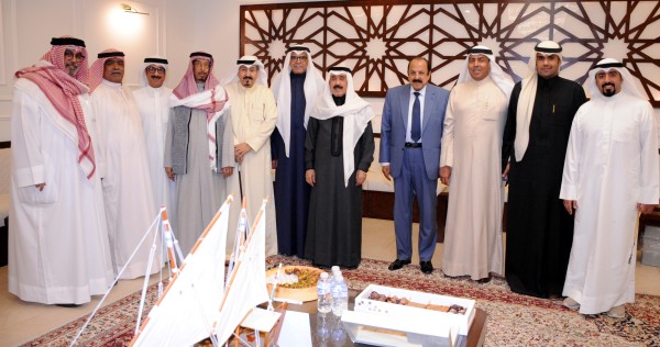 ديوان الريش يحتضن المهنئين