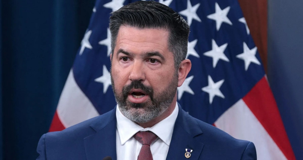 البنتاغون: النظام الإيراني يزداد يأساً بنشر منصات الصواريخ في الأحياء السكنية