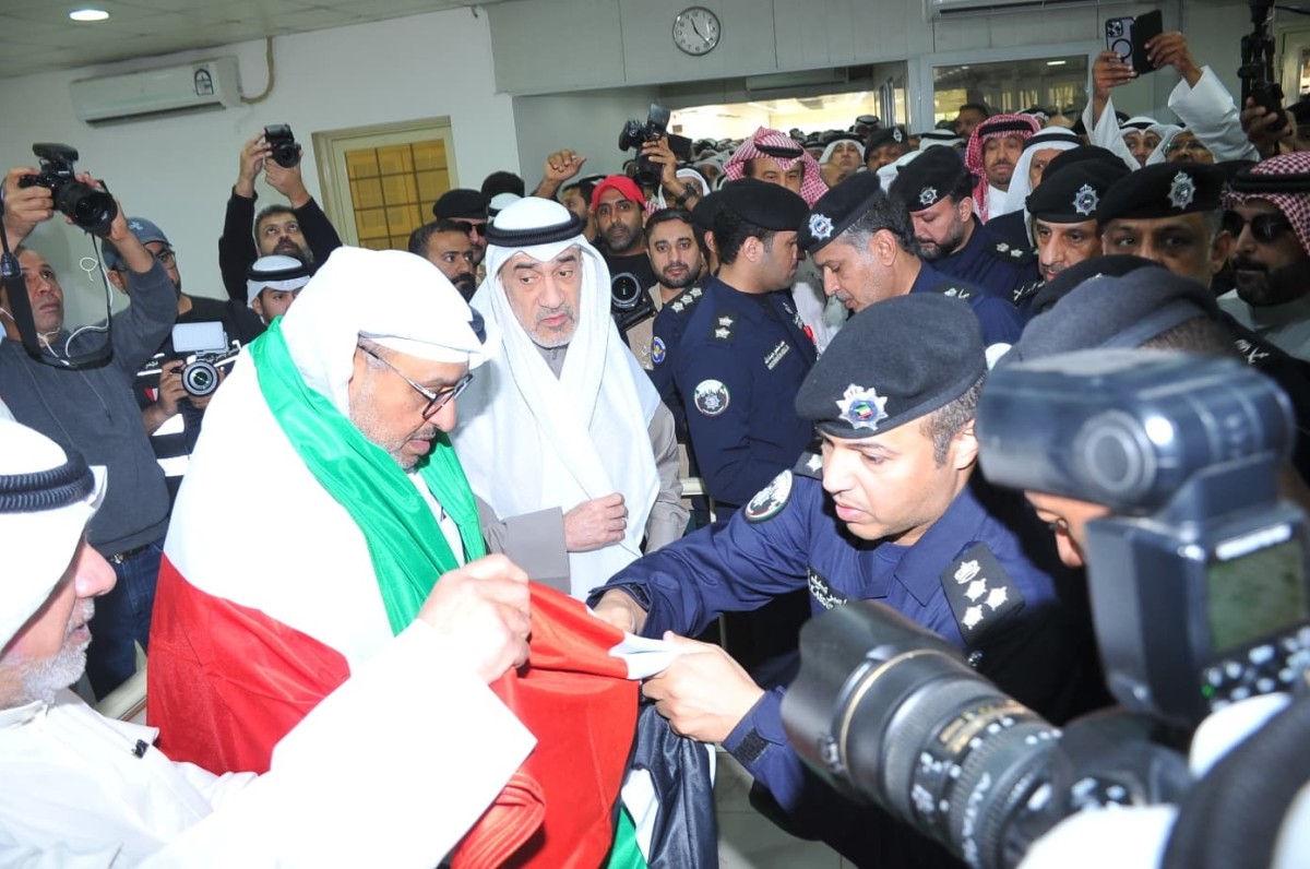 الكويت تشيّع شهيدي الواجب المقدم ركن عبدالله الشراح والرائد فهد المجمد