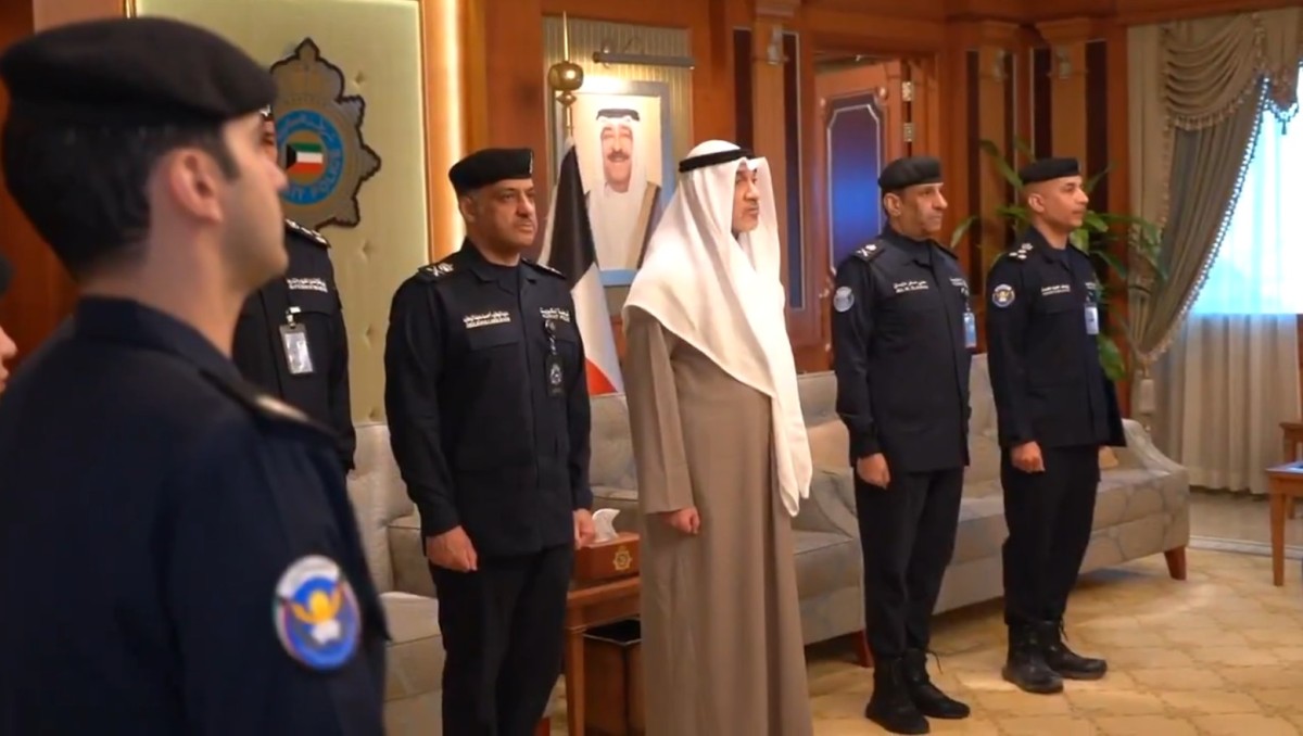 النائب الأول يشهد أداء القسم لعدد من خريجي الأكاديميات الشرطية والعسكرية في الدول الشقيقة
