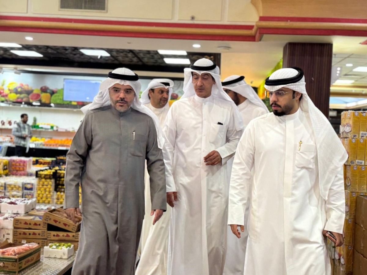 العجمي: السلع متوفرة&hellip; والمنظومة الغذائية تواكب احتياجات المستهلكين على مدار الساعة