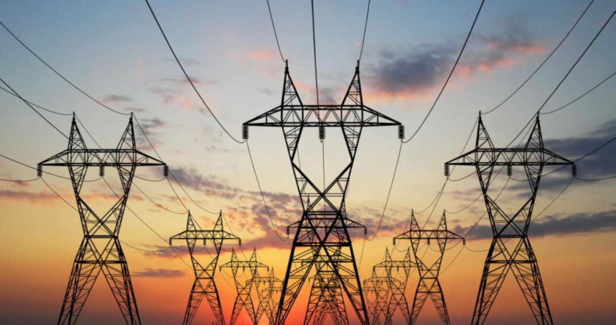 الكويت – “الكهرباء”: 6 خطوط هوائية خارج الخدمة بسبب شظايا…