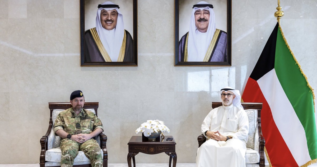 وزير الخارجية يبحث مع مستشار الدفاع البريطاني تداعيات العدوان الإيراني الآثم على المنطقة