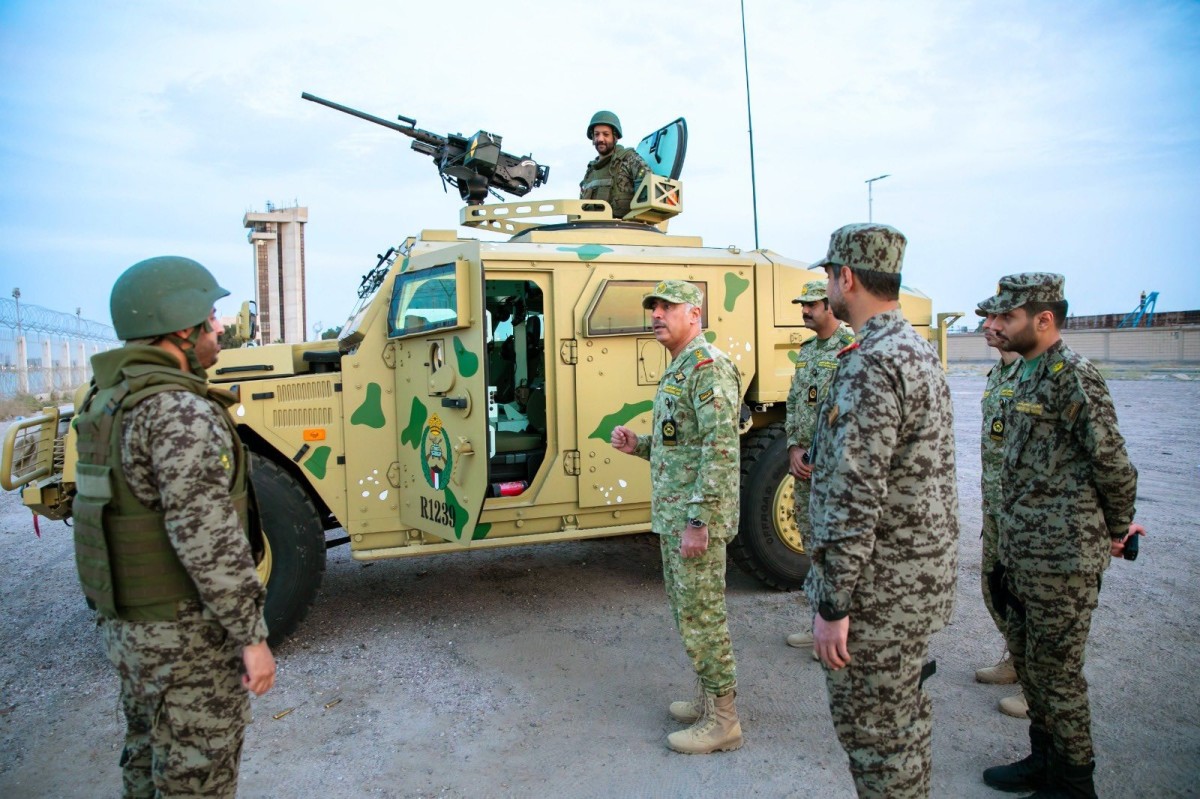 وكيل الحرس الوطني يتفقد أحد مواقع المسؤولية: المحافظة على أعلى درجات الجاهزية والانضباط