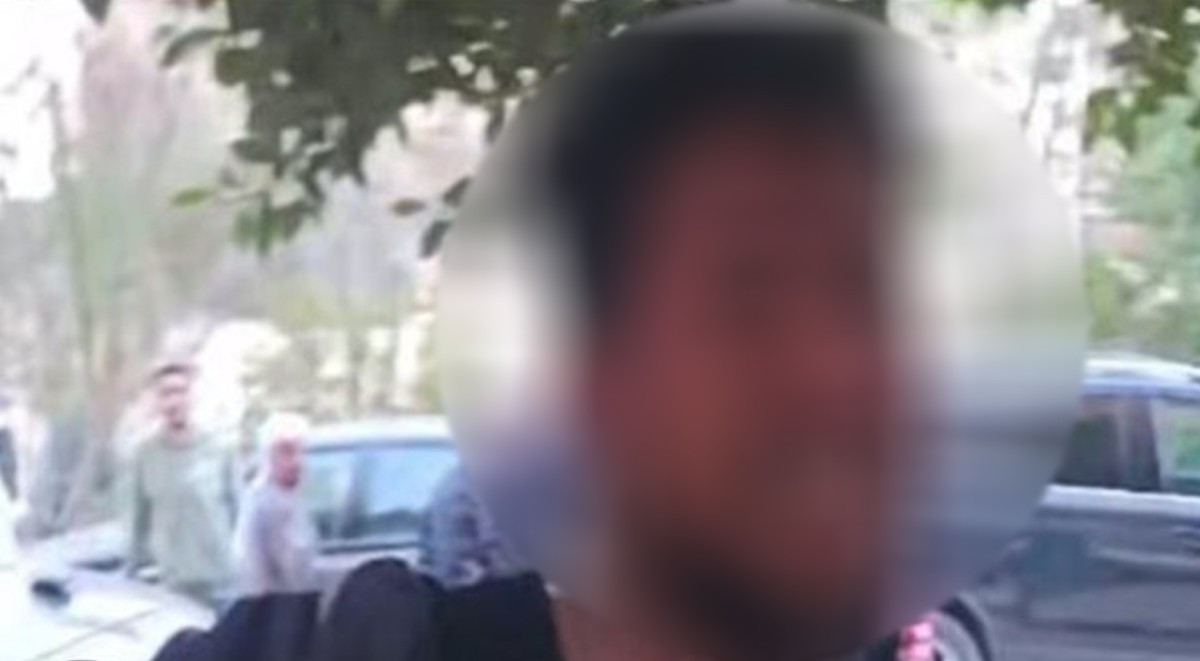 بكاء 'دليفري'... يثير غضب وتعاطف المصريين