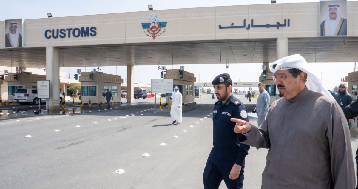 رئيس الوزراء يتفقد منفذ النويصيب: التنسيق بين مختلف الجهات للحفاظ على أمن البلاد وتعزيز كفاءة العمل