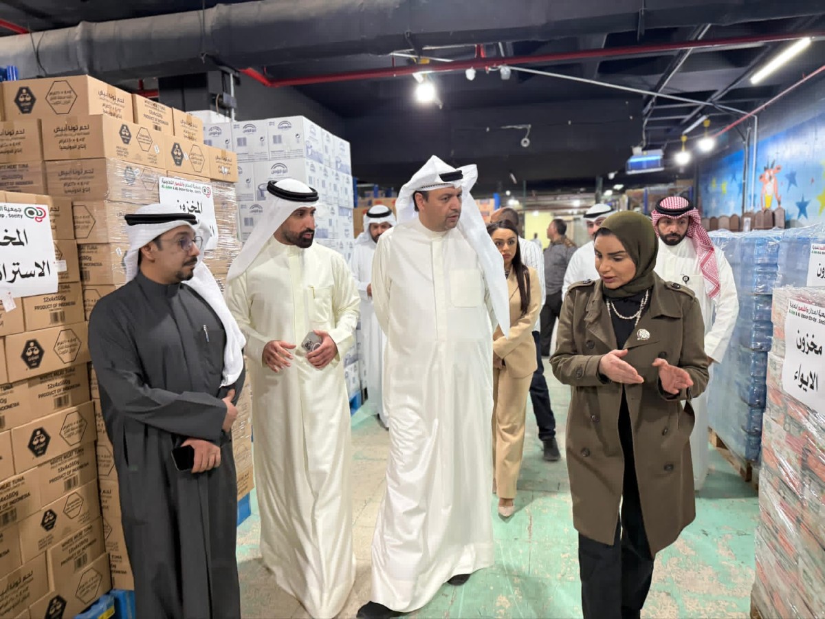 وزيرة 'الشؤون' تتفقد جمعيات تعاونية في 'مبارك الكبير': جميع المواد الغذائية متوفرة بشكل طبيعي