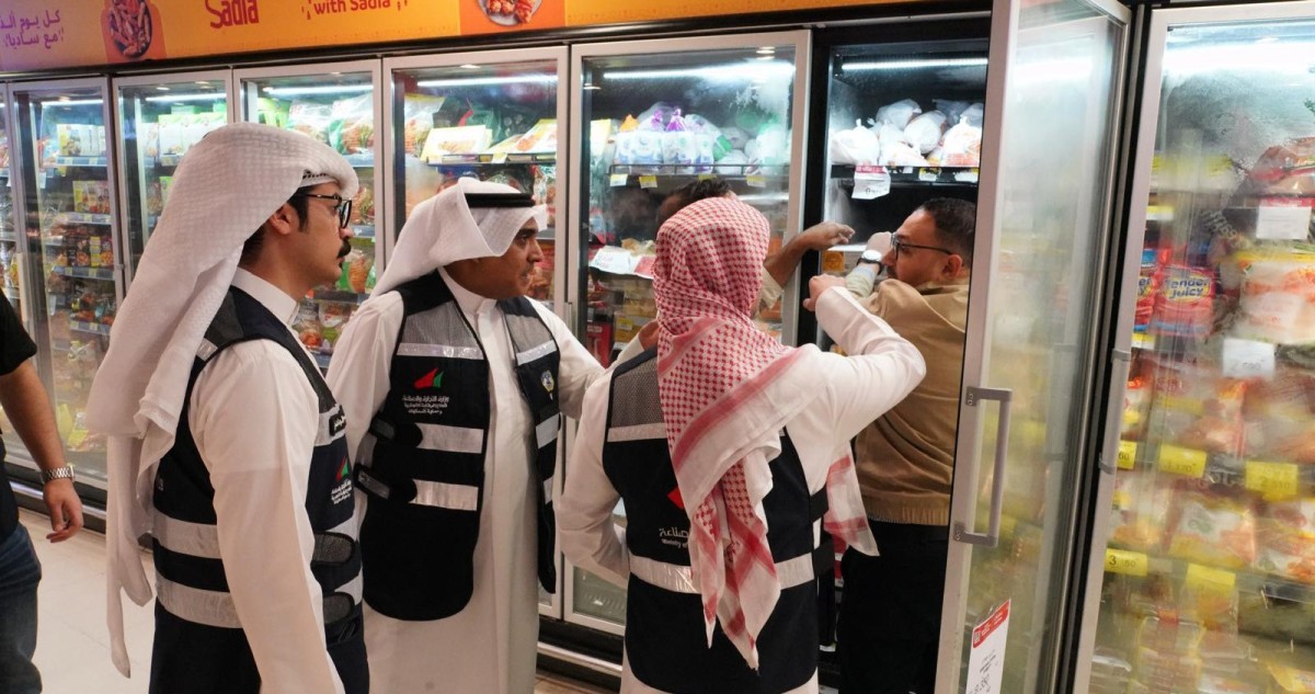 'التجارة': تحرير 13 محضر ضبط مخالفات متنوعة في محافظة حولي