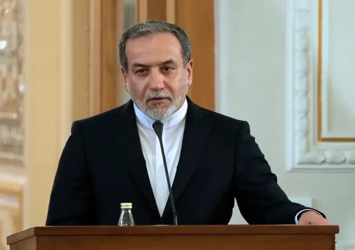 وزير الخارجية الإيراني: نرحب بأي مبادرة إقليمية تؤدي إلى إنهاء عادل للحرب