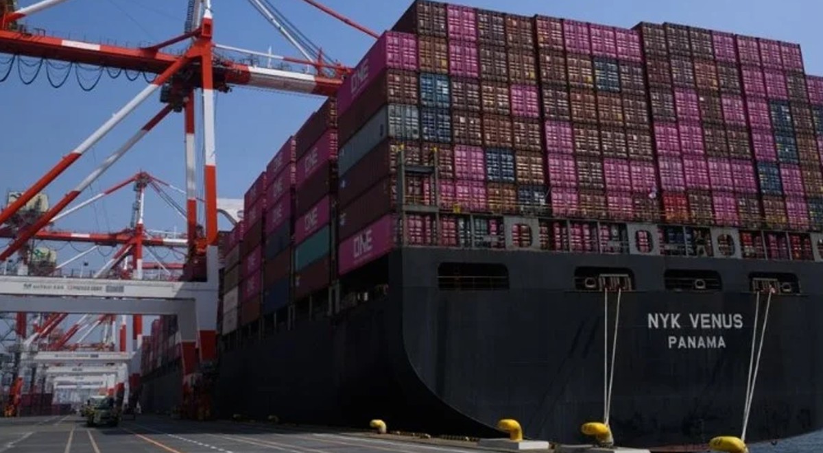 مصر تنفي تعليق الصادرات إلى دول الخليج وتؤكد استمرارها بشكل طبيعي