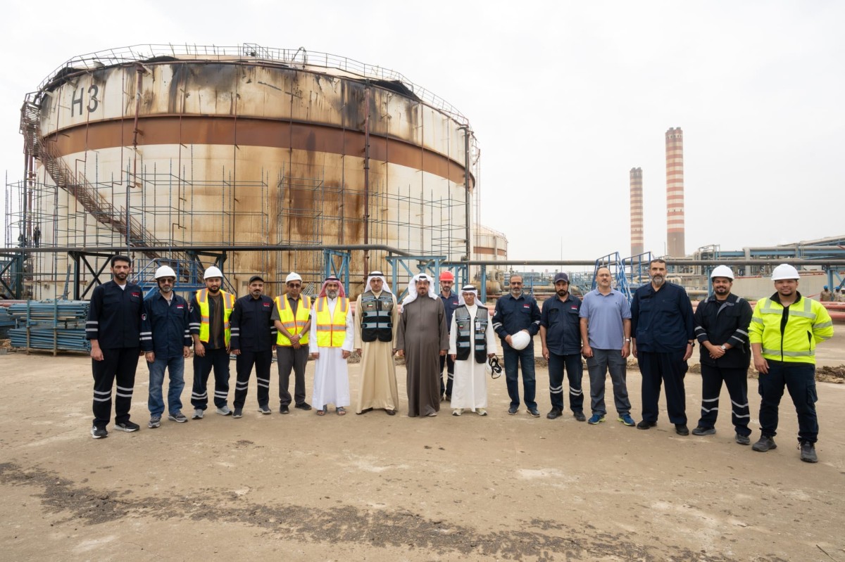 رئيس الوزراء يتفقد محطة الصبية: مواصلة العمل الدؤوب بما يضمن استدامة الخدمات الأساسية