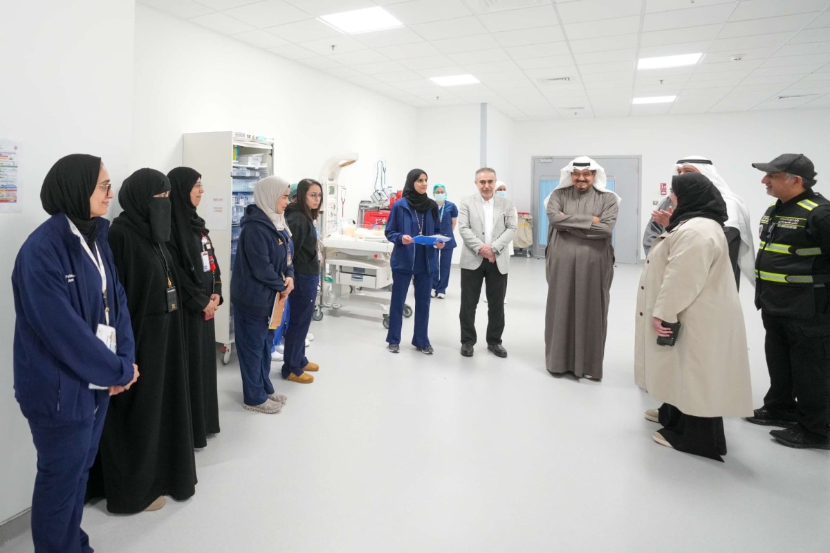 رئيس الوزراء يتفقد مستشفى الولادة: مواصلة العمل والتنسيق بين مختلف الجهات للحفاظ على صحة وسلامة الجميع