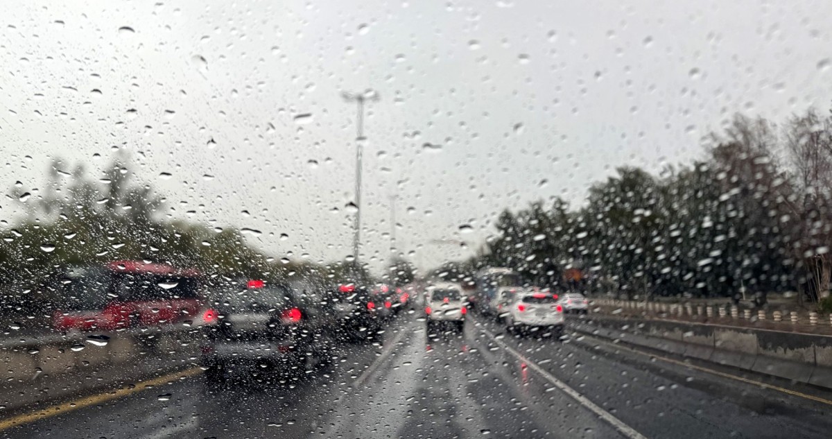 طقس 'الويك إند'&hellip; فرص لأمطار متفرقة ورياح مثيرة للغبار وضباب