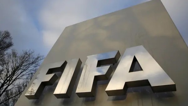 الفيفا يفرض عقوبات على اتحاد كرة القدم الإسرائيلي بتهمة العنصرية