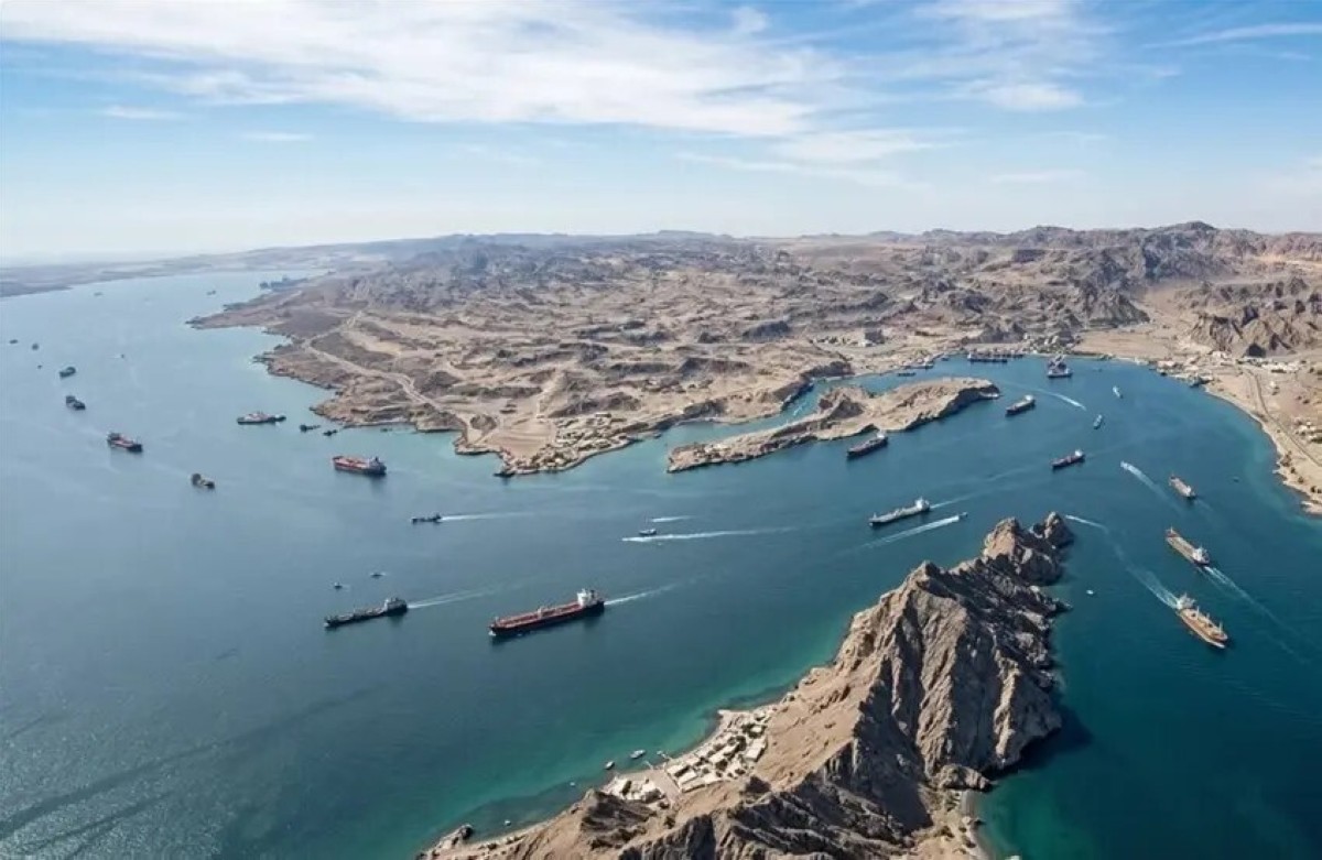 إيران: مضيق هرمز مفتوح أمام الملاحة البحرية باستثناء 'سفن الأعداء'