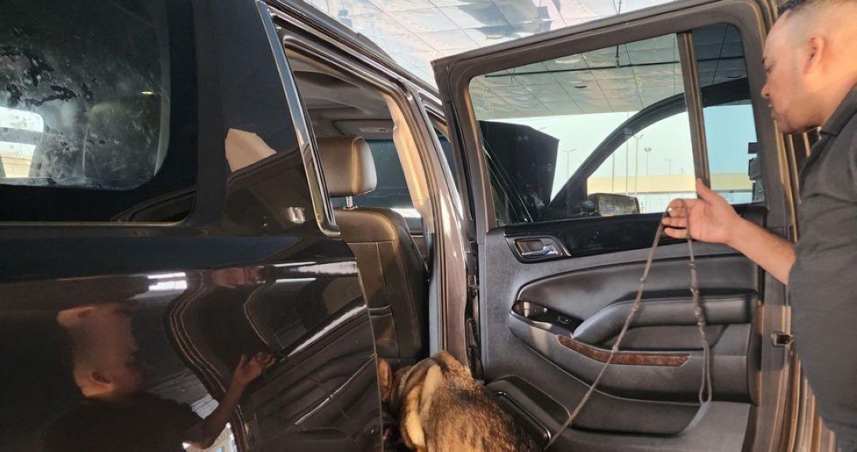 رئيس 'الجمارك' يتفقد منفذ النويصيب: مسار خاص لإجراءات مسافري 'الكويتية'