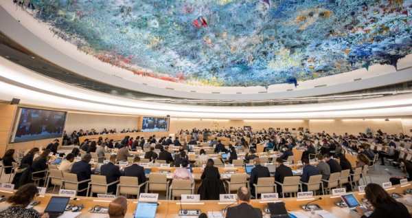 مجلس حقوق الإنسان التابع للأمم المتحدة يعقد جلسة عاجلة غداً الأربعاء لبحث الهجمات الإيرانية على دول الخليج