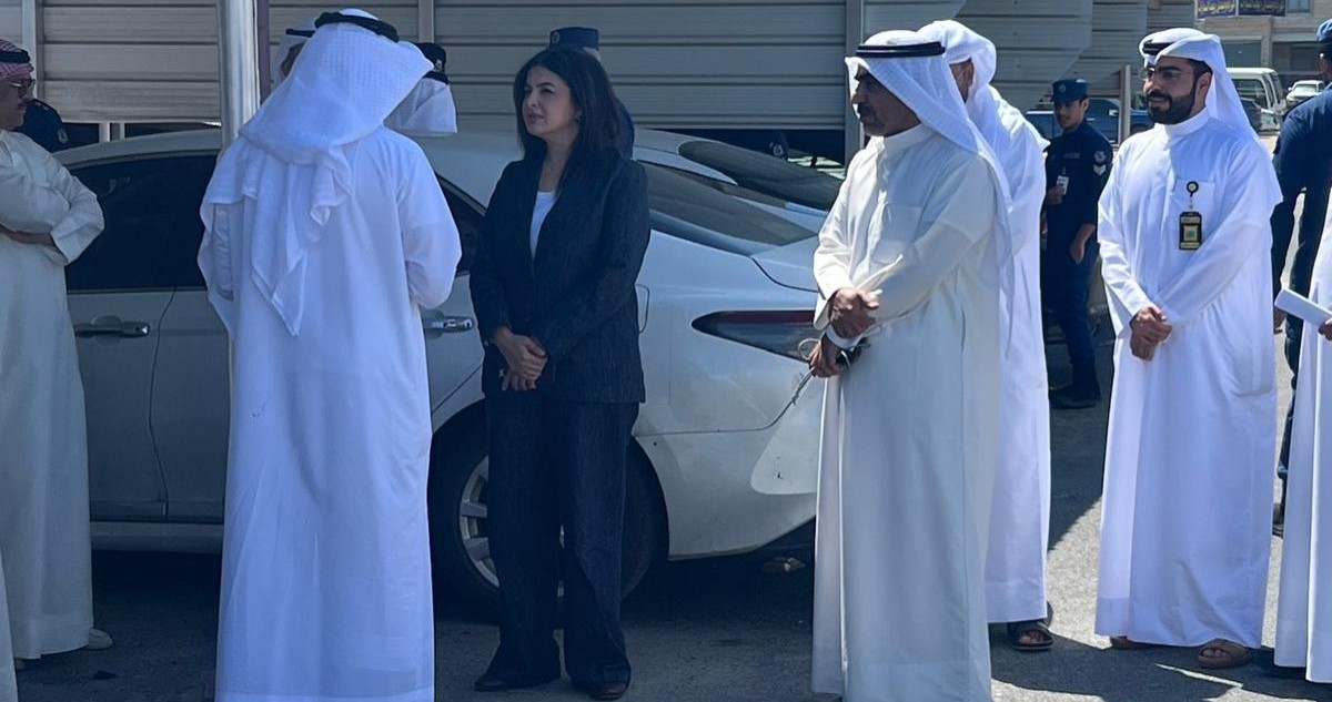 وزير 'البلدية' يتفقد التزام المباني الاستثمارية في المنقف باشتراطات السلامة