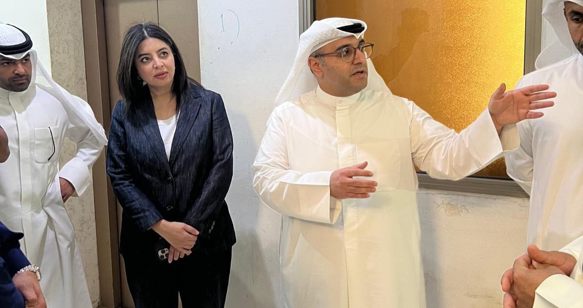 وزير 'البلدية' يتفقد التزام المباني الاستثمارية في المنقف باشتراطات السلامة