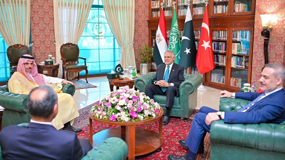 وزير خارجية باكستان: إسلام آباد ستستضيف محادثات بين الولايات المتحدة وإيران لإيجاد حل شامل ودائم للنزاع