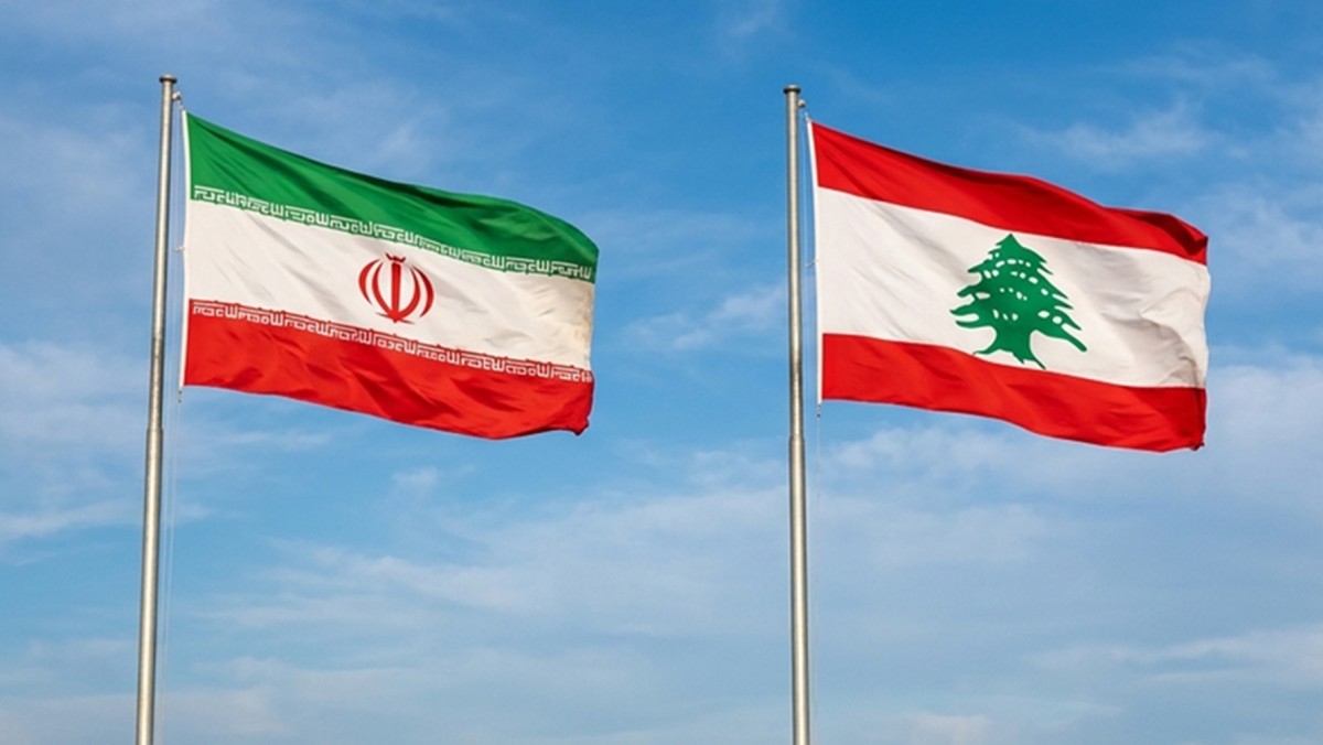 طهران تتحدى وتعلن أن سفيرها لن يغادر لبنان نزولاً عند رغبة نبيه بري و'حزب الله'