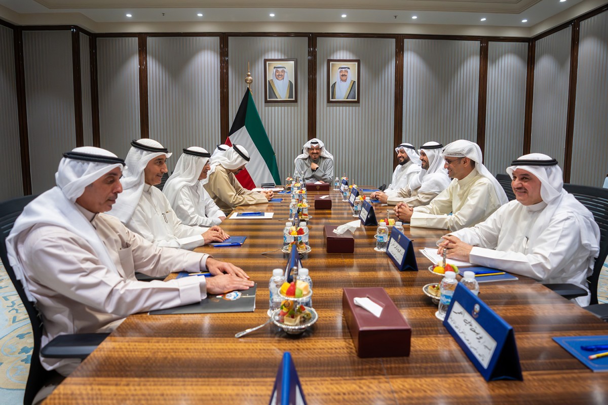 رئيس الوزراء: الالتزام بمنظومة مكافحة غسل الأموال وتمويل الإرهاب اولوية ستراتيجية للكويت
