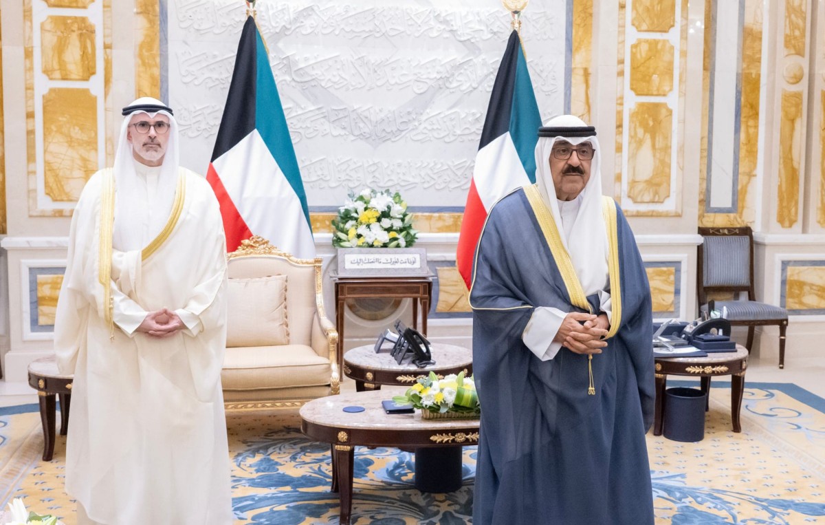 سمو الأمير يستقبل رؤساء البعثات الديبلوماسية الجدد لأداء اليمين القانونية