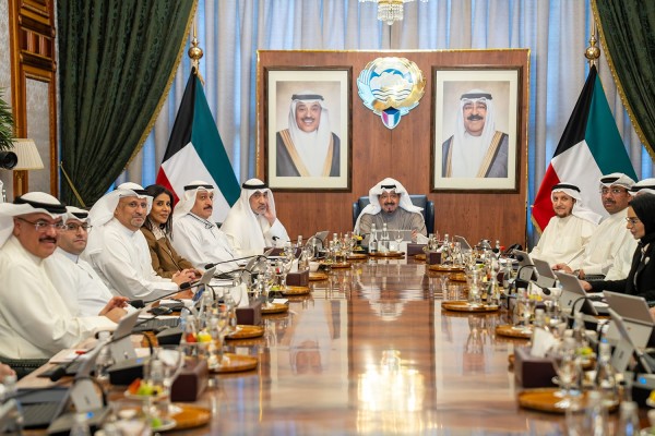 مجلس الوزراء يدين استهداف البنية التحتية المدنية الحيوية في البلاد
