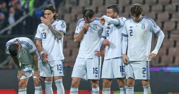 'يويفا' يهدد بسحب كأس أوروبا من إيطاليا... ورئيس الاتحاد يستقيل