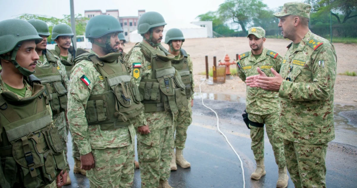 الكويت – قائد الشؤون الأمنية والعسكرية يتفقد أحد مواقع المسؤولية…