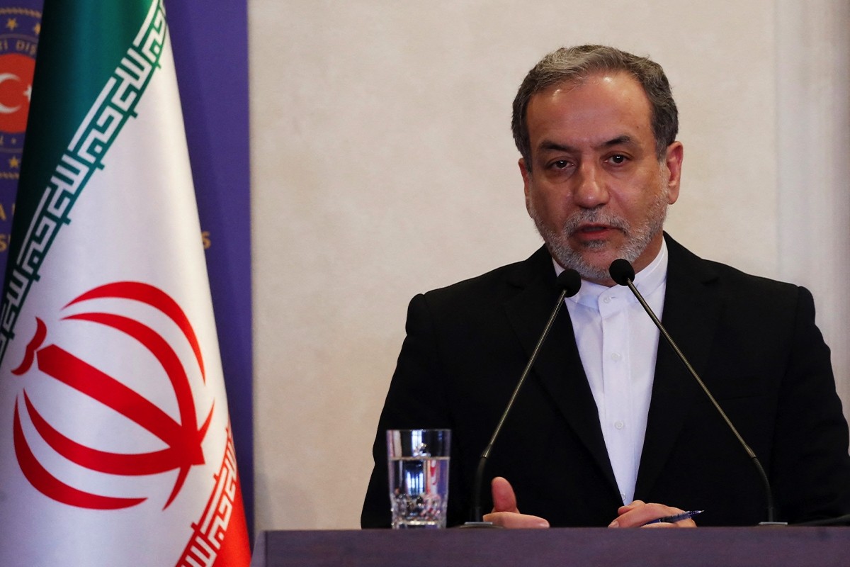 عراقجي: الهجوم على المنشآت النووية ينطوي على خطر التلوث الإشعاعي