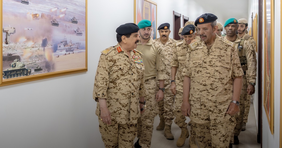 العاهل البحريني: العدوان الإيراني الآثم على البحرين ودول المنطقة يستهدف المدنيين والبنى التحتية ويجب إيقافه فوراً