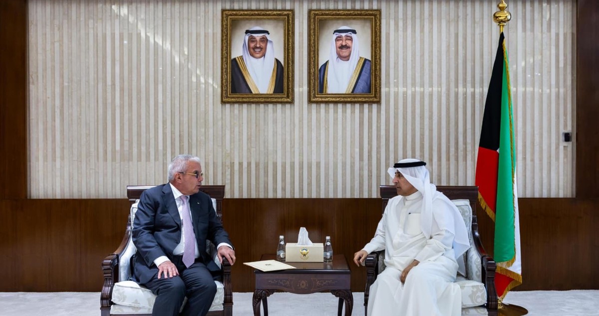 وزير الخارجية يتلقى رسالة من نظيرته الفلسطينية تتصل بالعلاقات والمستجدات الإقليمية والدولية