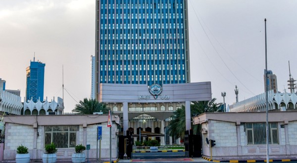 "الإعلام": ضرورة التنسيق المسبق معنا عند إنتاج أو تنفيذ أو نشر أي أعمال وطنية 