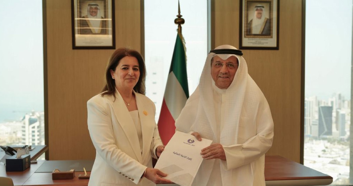 الفارس وأعضاء 'نزاهة' قدموا إقرارات الذمة المالية إلى رئيس المجلس الأعلى للقضاء