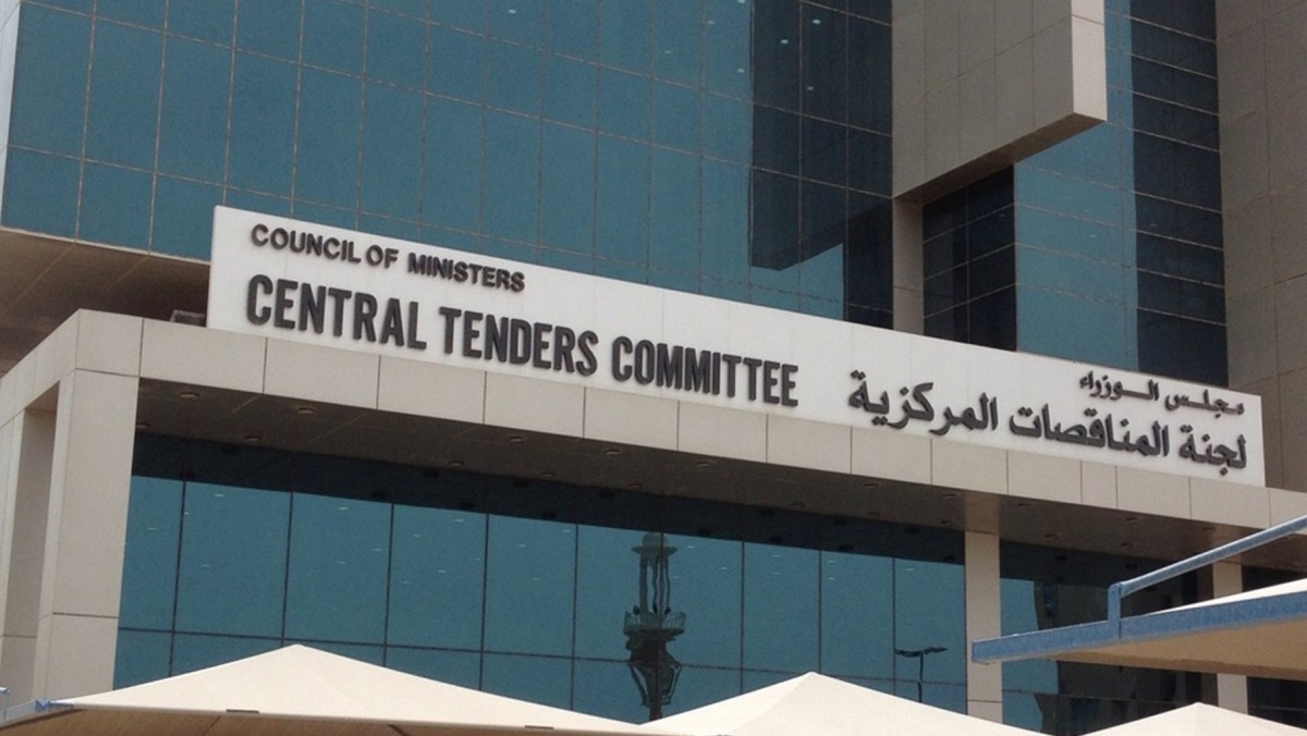'المناقصات': تقديم عطاءات إزالة الرمال عن الطرق السريعة 10 مايو