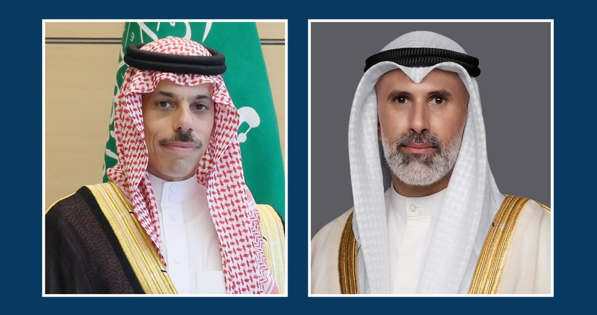 وزير الخارجية ونظيره السعودي يبحثان هاتفياً تطورات الأحداث في المنطقة 