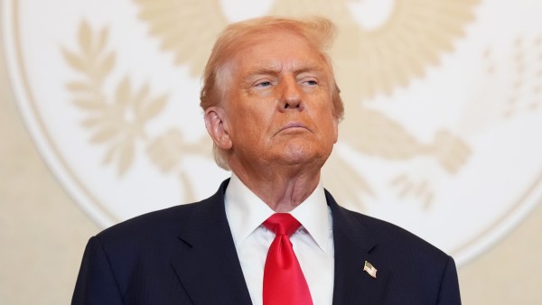 الرئيس الأميركي: الإيرانيون بارعون في التضليل ولا يملكون أي أوراق رابحة 