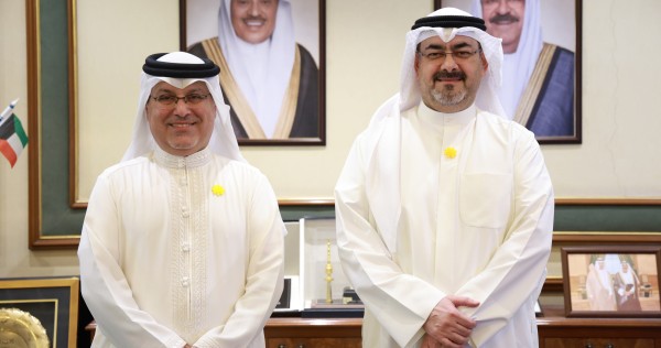 محافظ العاصمة وسفير البحرين استعرضا علاقات البلدين